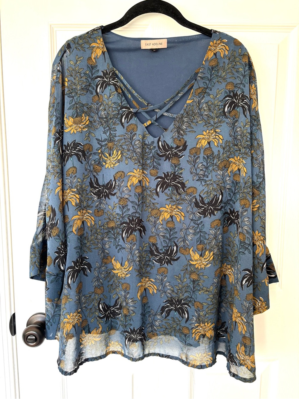 Lagenlook Boho 2X Blue Floral Blouse Batwing Dolman Sleeve Criss Cross